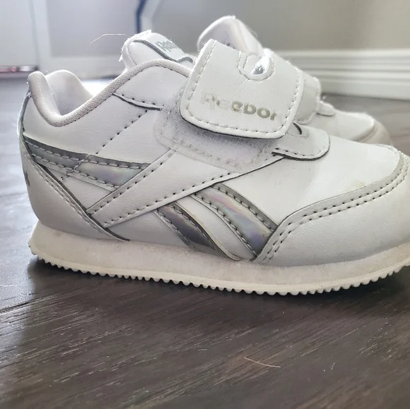 Toddler Reeboks - Picture 3 of 3